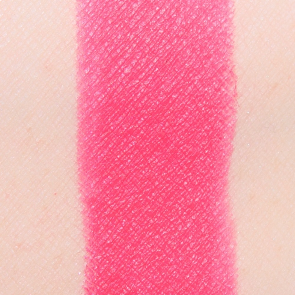 MAC x Richard Quinn "Vamp-tastic" Lipstick - Picture 5 of 16